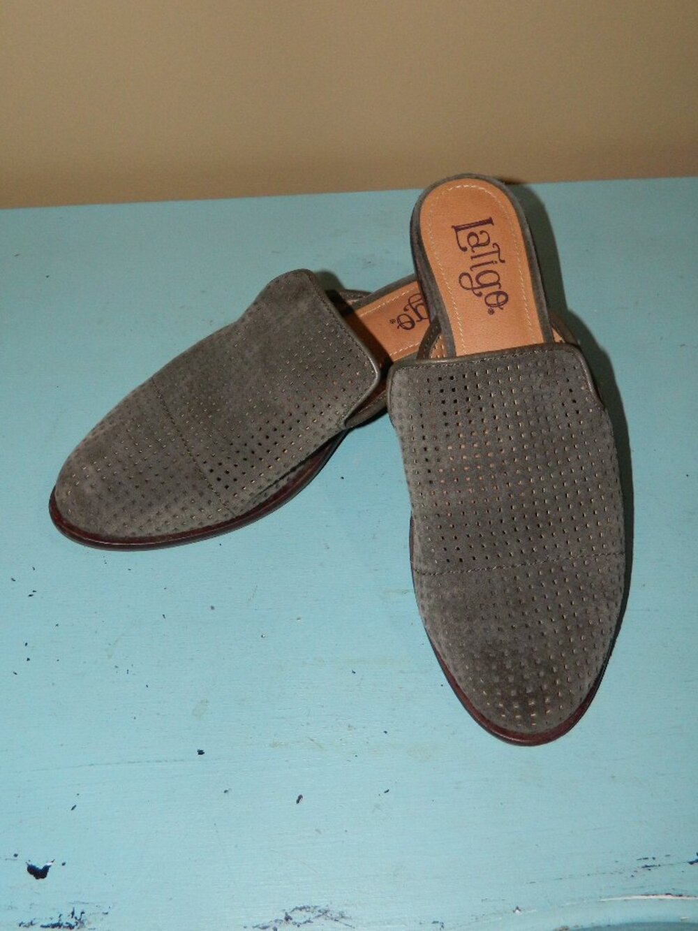 Latigo Ilka2 Suede Mule Slip On Shoes Sz 7.5